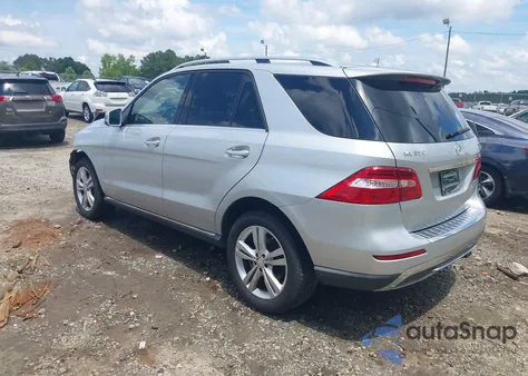 2015 Mercedes-Benz Ml 350 4Matic z USA, uszkodzony, nr VIN 4JGDA5HB6FA457380